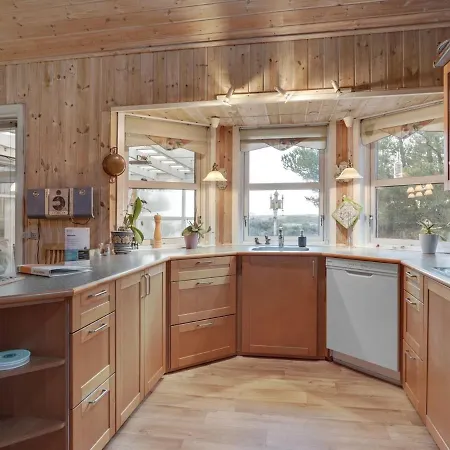 Annestine - 50m From The Sea In Ne Jutland By Interhome