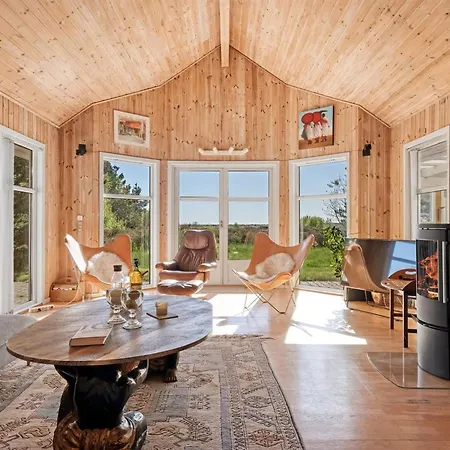 Annestine - 200m From The Sea By Interhome *